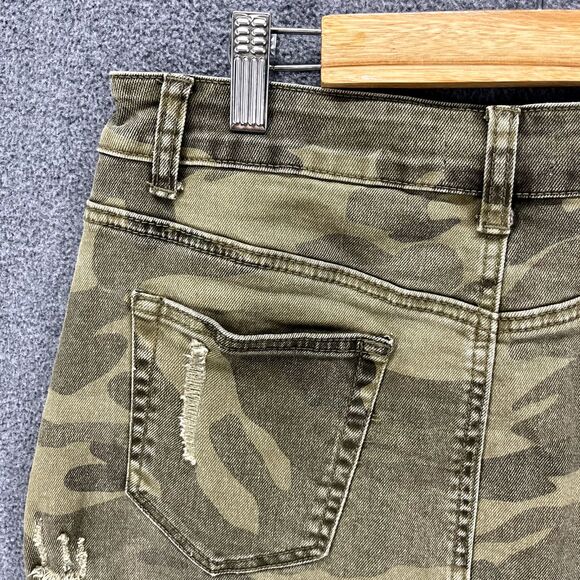 DANCE & MARVEL Skirt Womens Medium Army Green Camouflage Mini Distressed Y2K - Picture 13 of 14